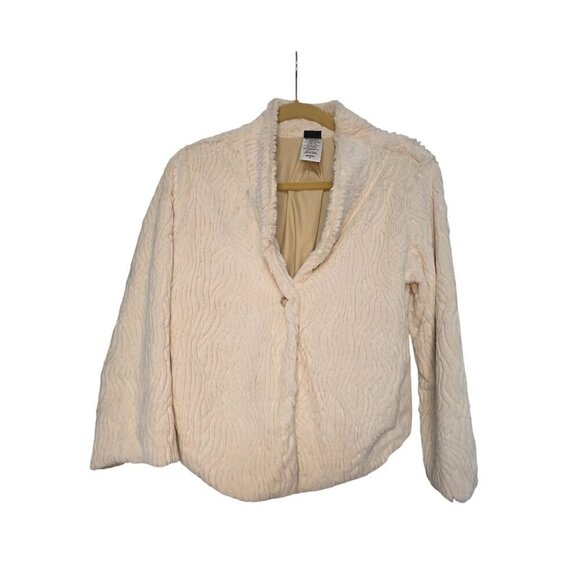 Patagonia Cream Faux Fur Womens Jacket Size S Lined Soft Texture Button Closure - Picture 1 of 16